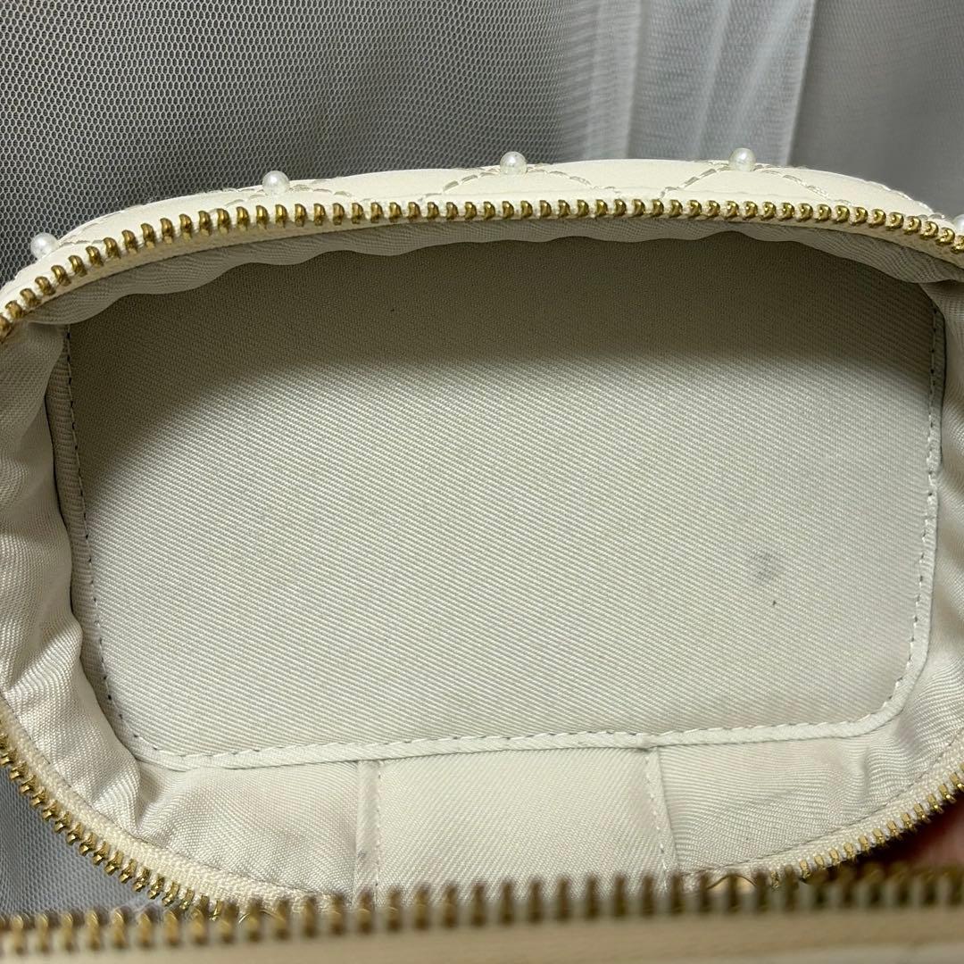 Darich ダーリッチ キルティングパールスクエアミニバッグ バニティ 白