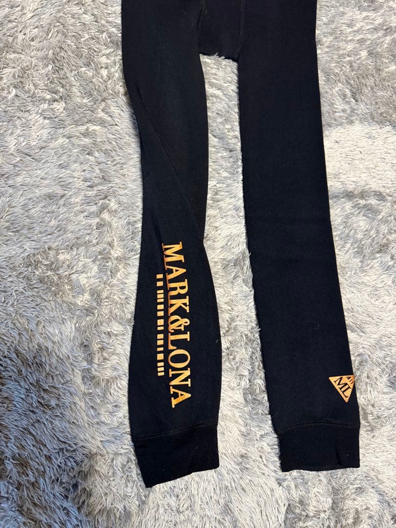 完売　MARK & LONA マーク＆ロナ　裏起毛レギンス