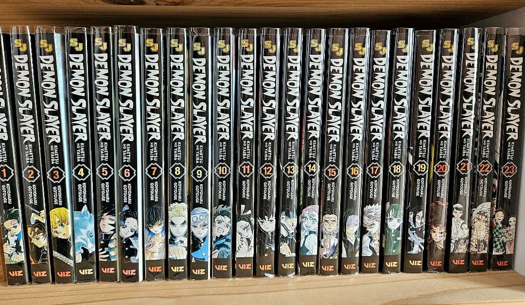 【希少】【全巻】DEMONSLAYER　鬼滅の刃　英語版　 全巻