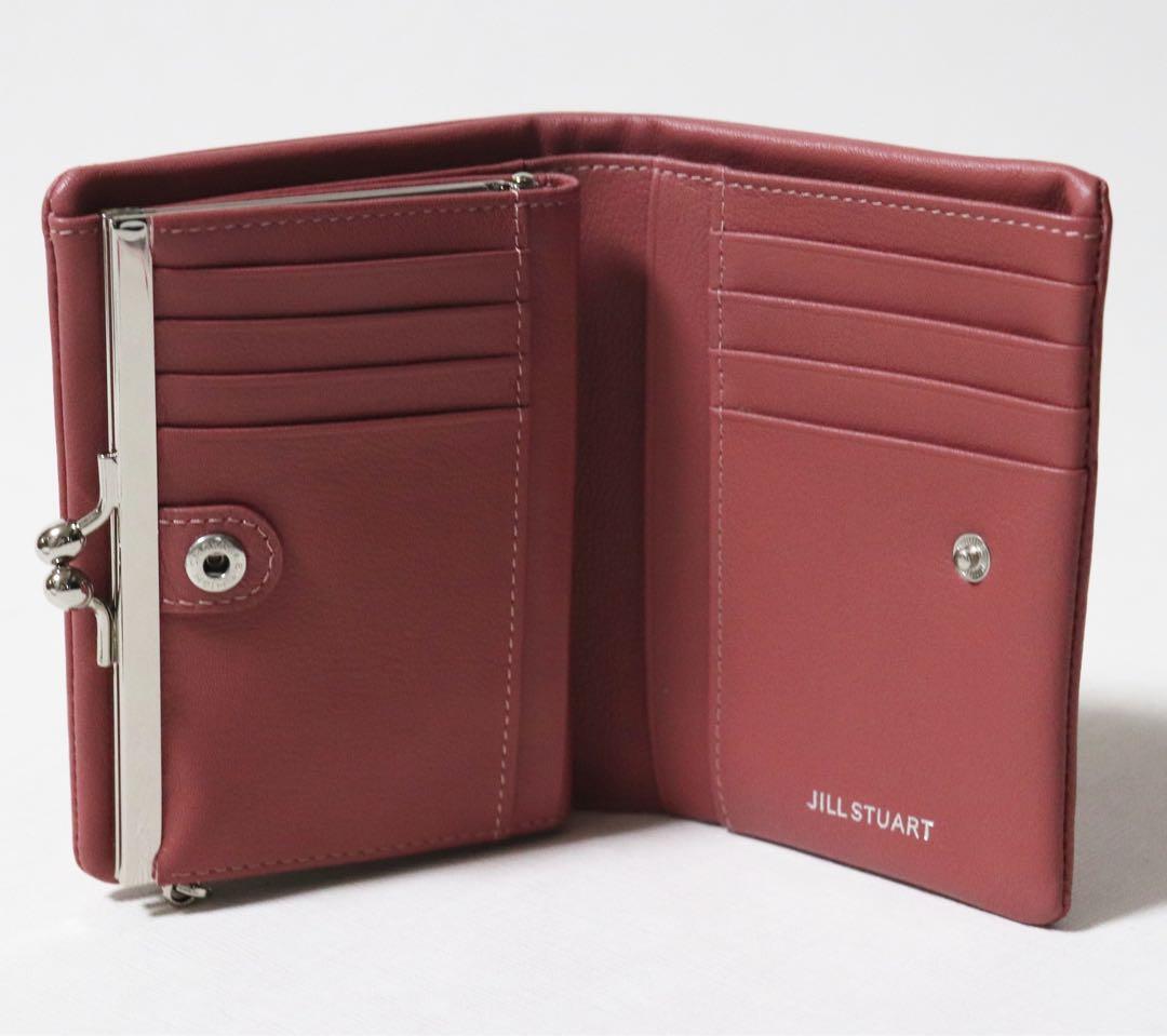 《ジル スチュアート》未使用 ハートチャーム付 やわらかレザーがま口2つ折り財布