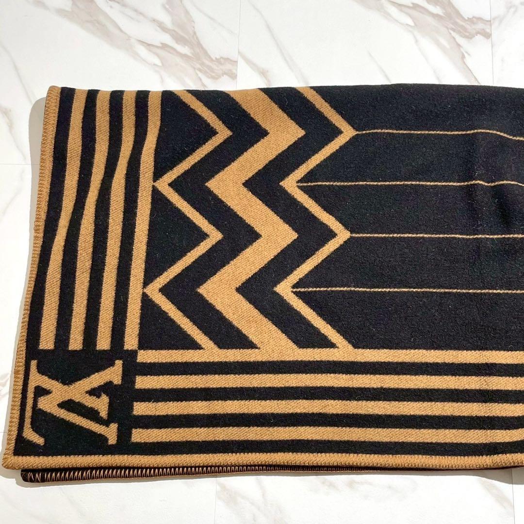 シャンシャン様　ルイヴィトン　ブランケット　プレッドカラコラム　モノグラム