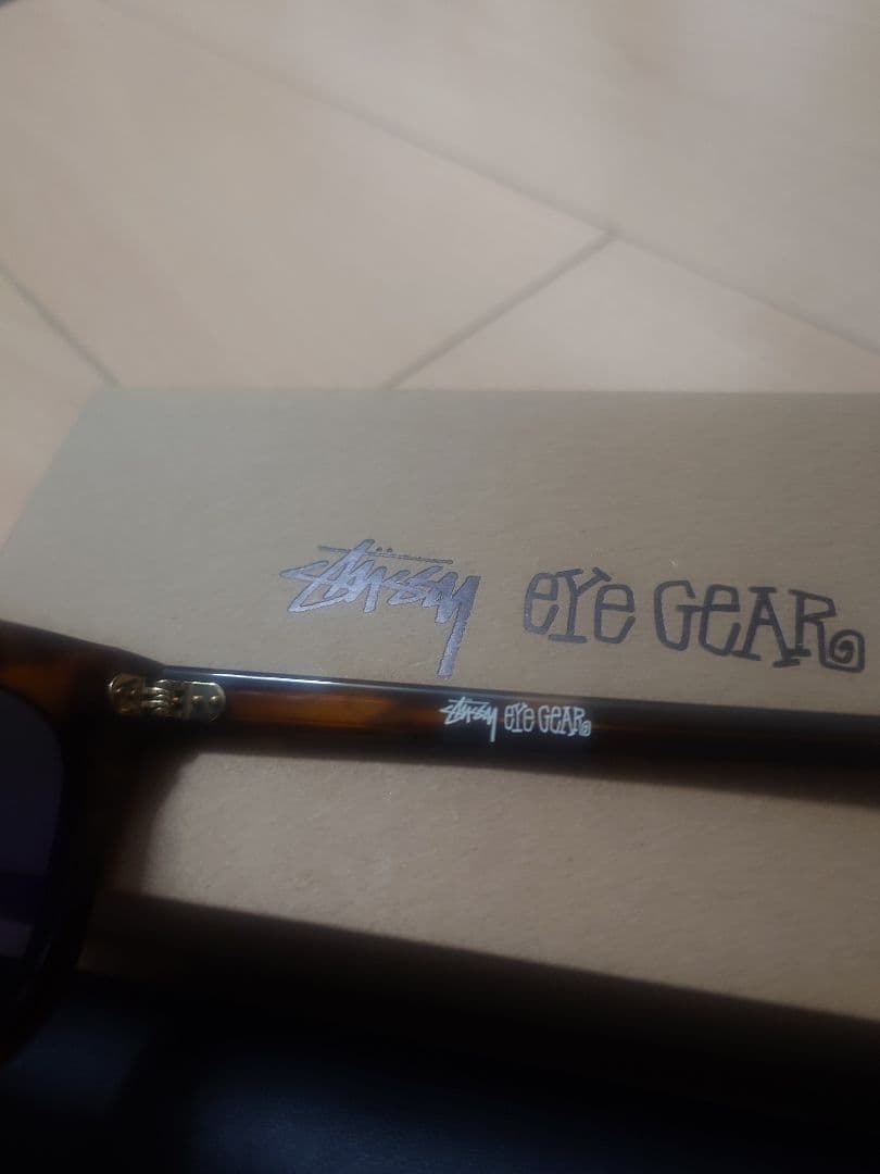 パ*プ様 stussy ステューシー サングラス　Brown　メンズ　レディース