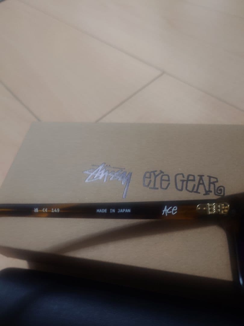 パ*プ様 stussy ステューシー サングラス　Brown　メンズ　レディース