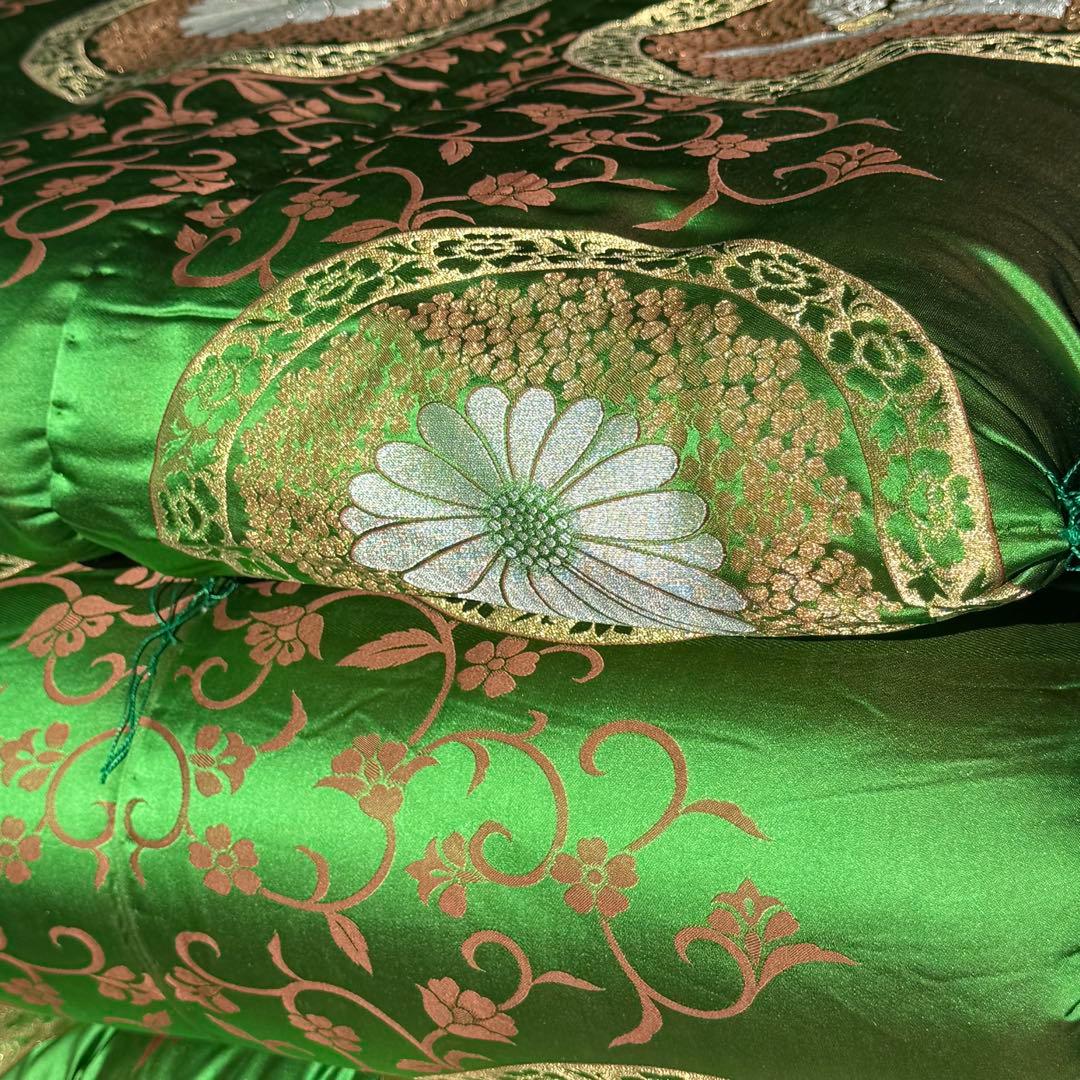 K様へ感謝お嫁入‼️干したてふかふか‼️FUTON蔵出婚礼敷きふとん降誕祭色赤緑2枚