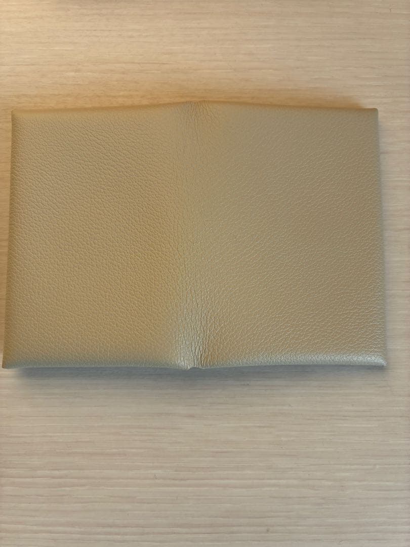 エルメス　カルヴィデュオ　ベトン　美品