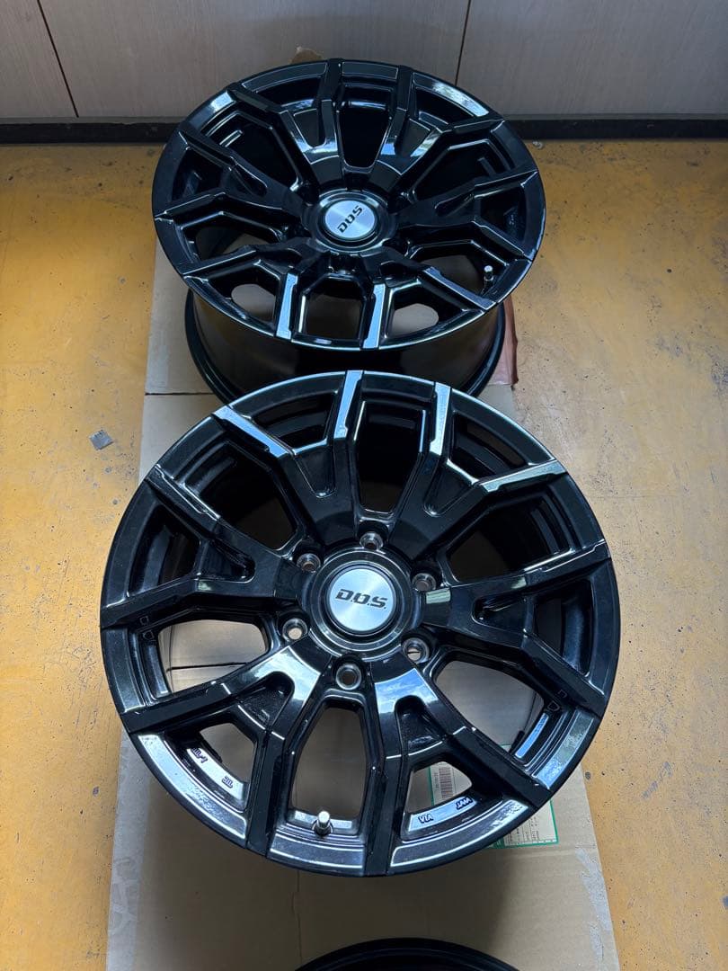 小さな古着屋666様　プラド　ハイラックス　17インチホイール①