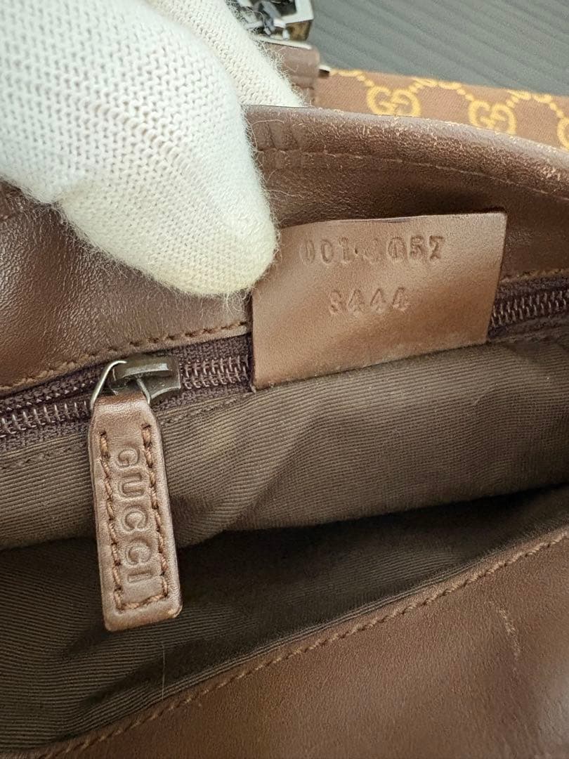 GUCCI GGジャッキー ショルダーバッグ