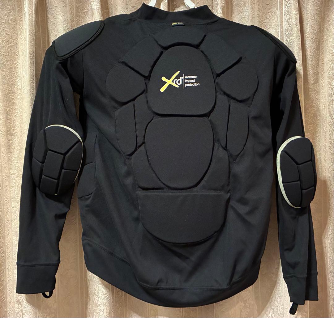 ゆ*き様 【美品】スキー　スノボ　eb's エビス　プロテクター　上　メンズ　Ｌ