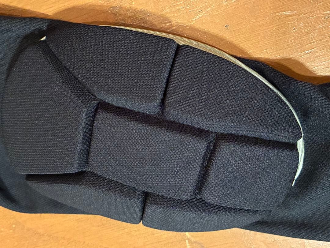 ゆ*き様 【美品】スキー　スノボ　eb's エビス　プロテクター　上　メンズ　Ｌ