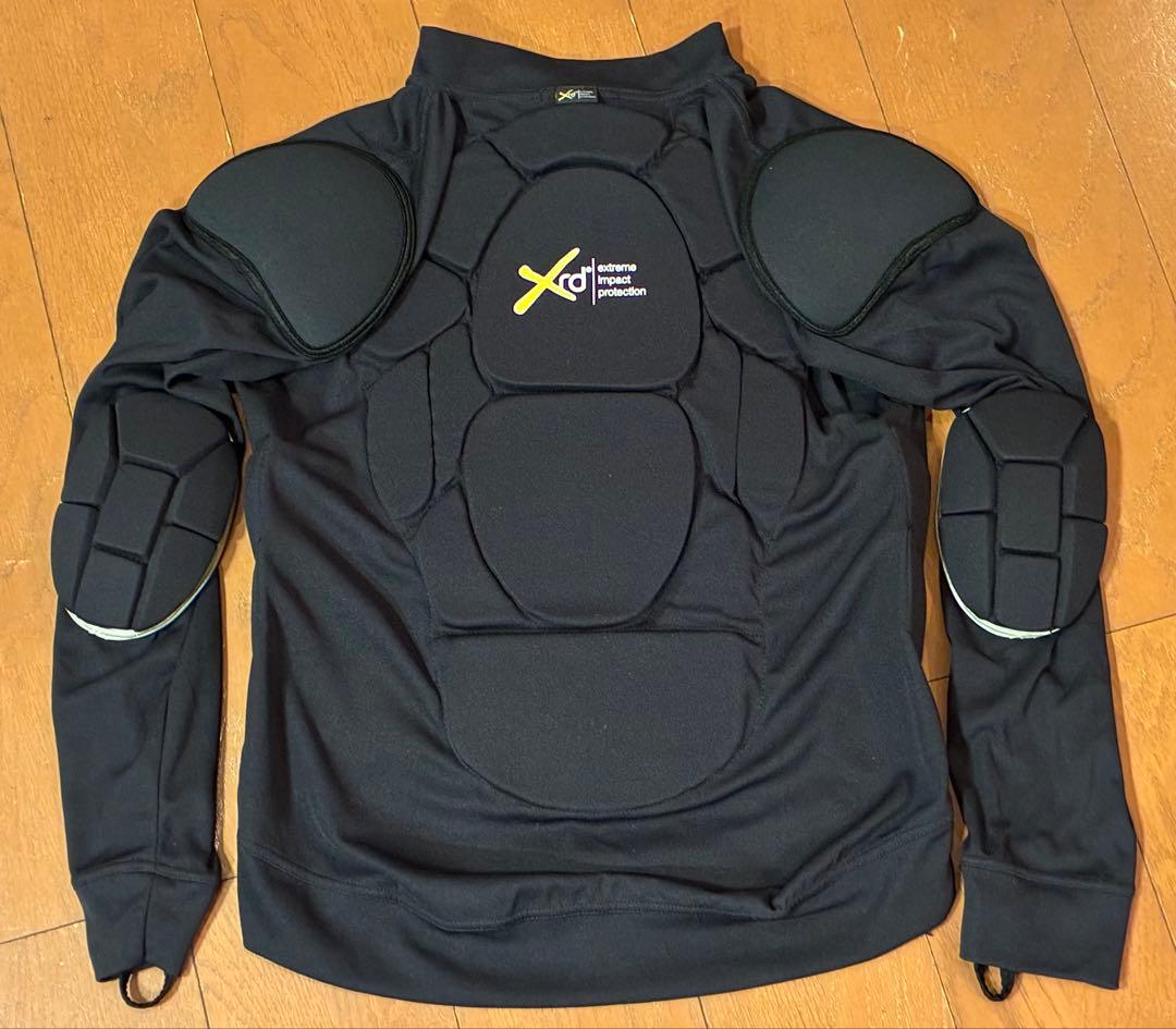 ゆ*き様 【美品】スキー　スノボ　eb's エビス　プロテクター　上　メンズ　Ｌ