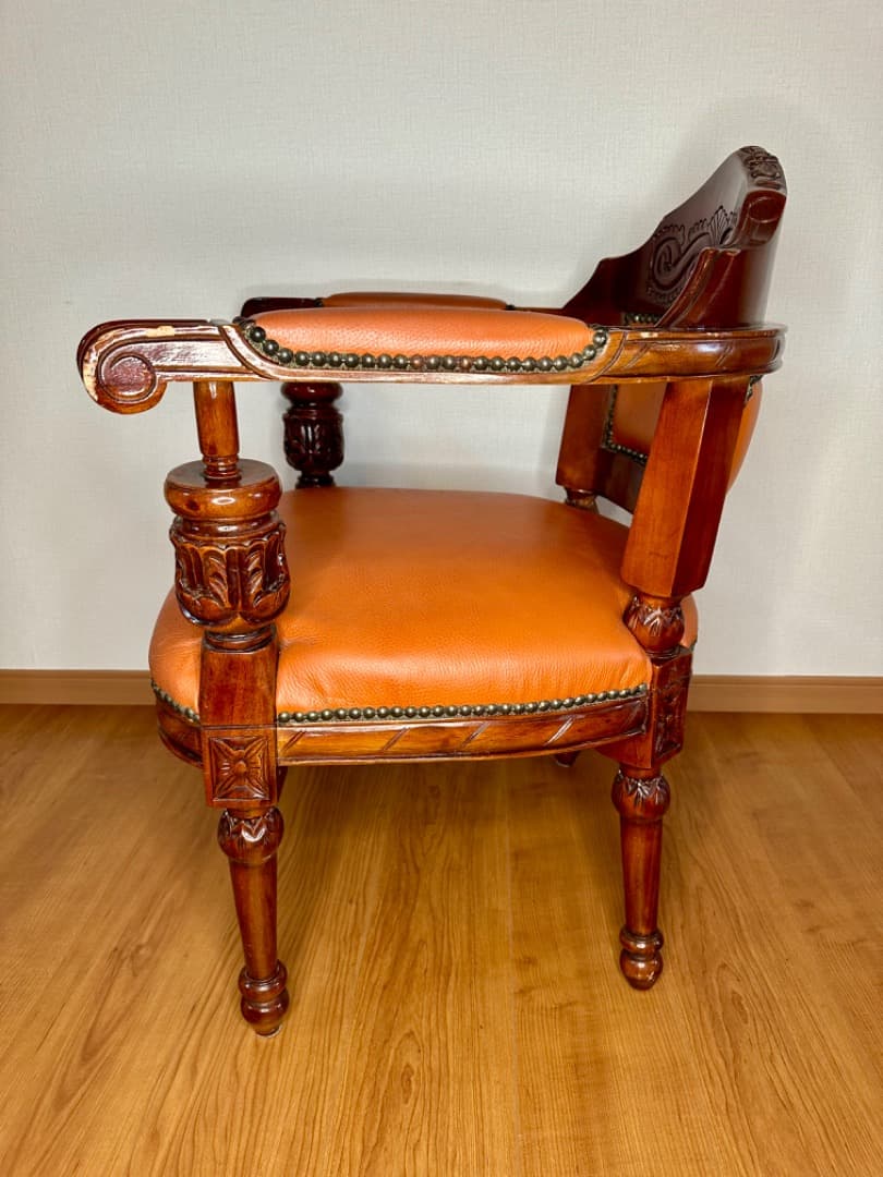 K*K様 イタリア製 レザー アームチェア②