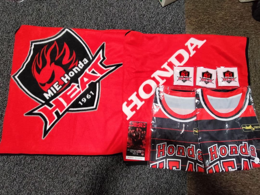 Honda HEATポンチョとバスケシャツ各2枚セット　おまけ付き！ホンダヒート