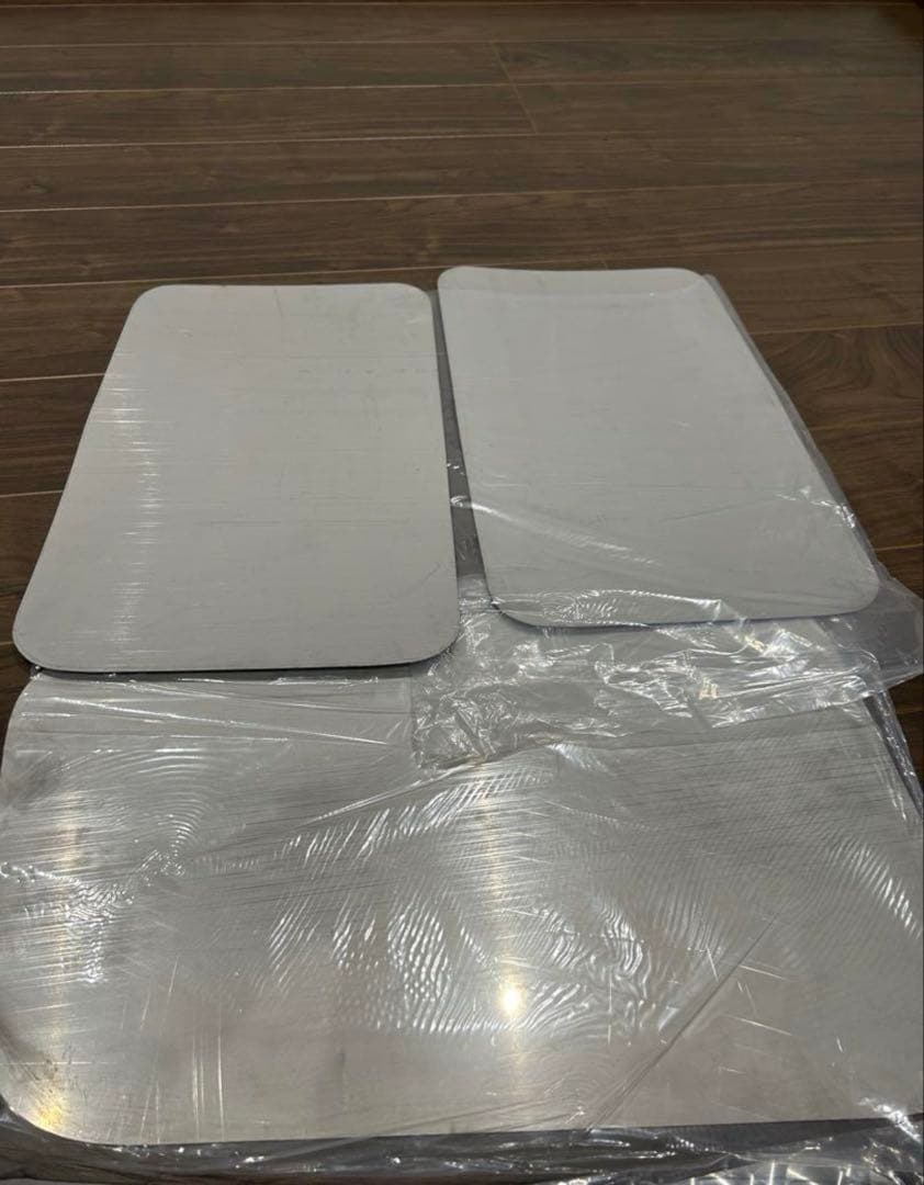 ギガ 安全窓　寝台窓 ベッド窓 ウロコ レトロ デコトラ　いすゞ　フォワード