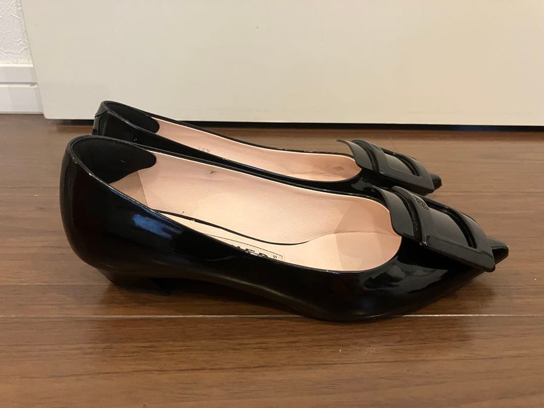 t*o様 Roger Vivier ロジェビビエ ゴメッティーヌ 36.5 ブラ