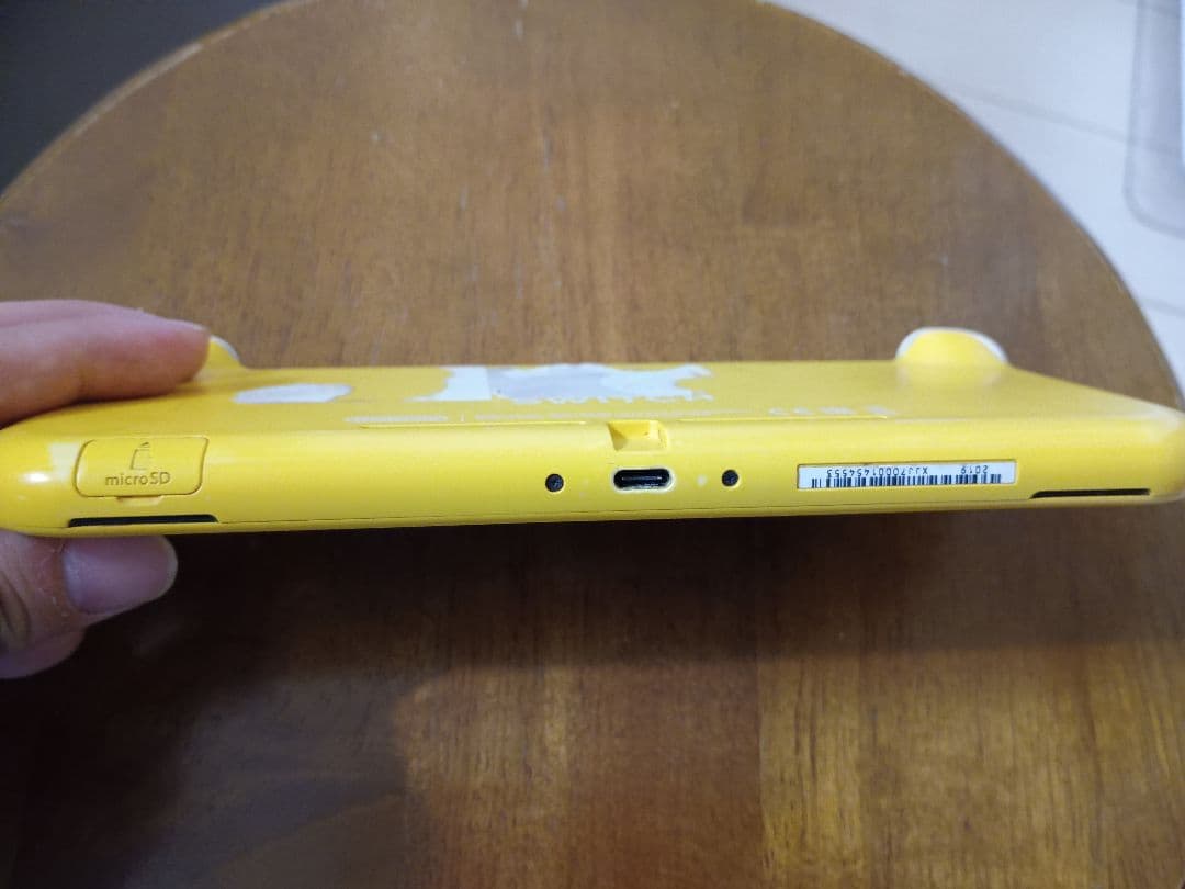 Nintendo Switch Lite イエロー 本体【ジャンク】