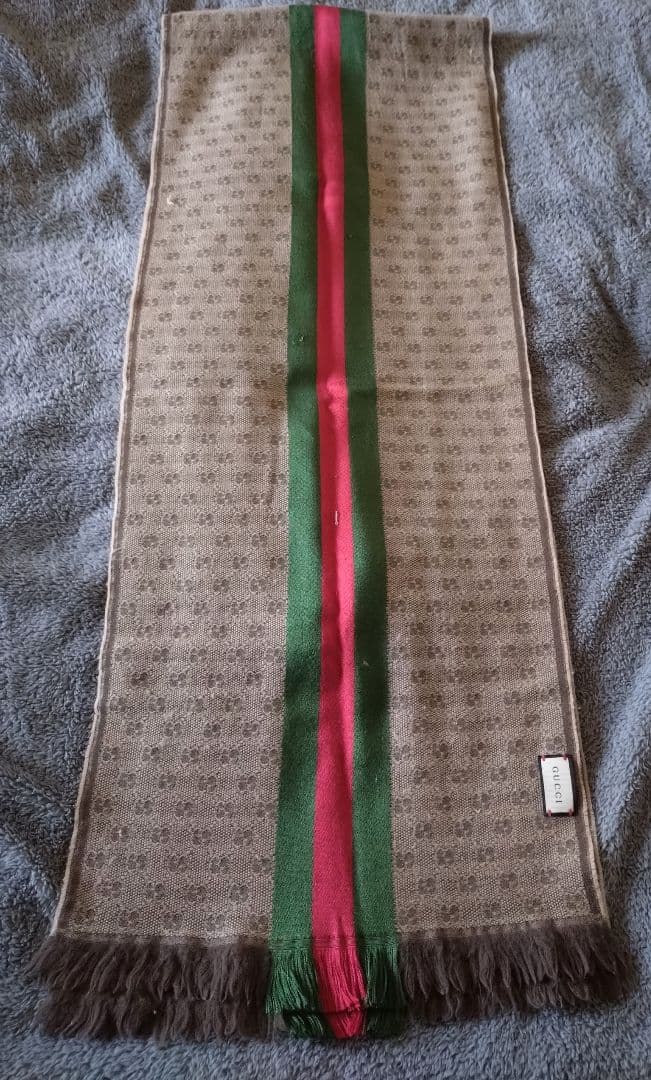 グッチ マフラー ベージュ シェリー