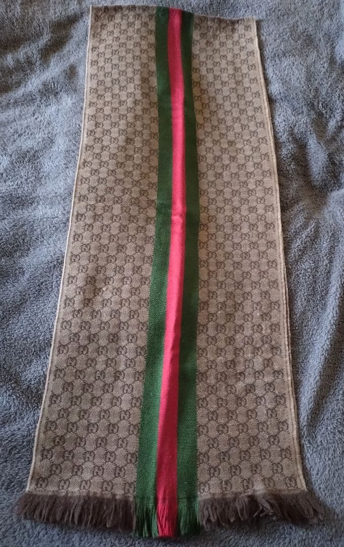 グッチ マフラー ベージュ シェリー