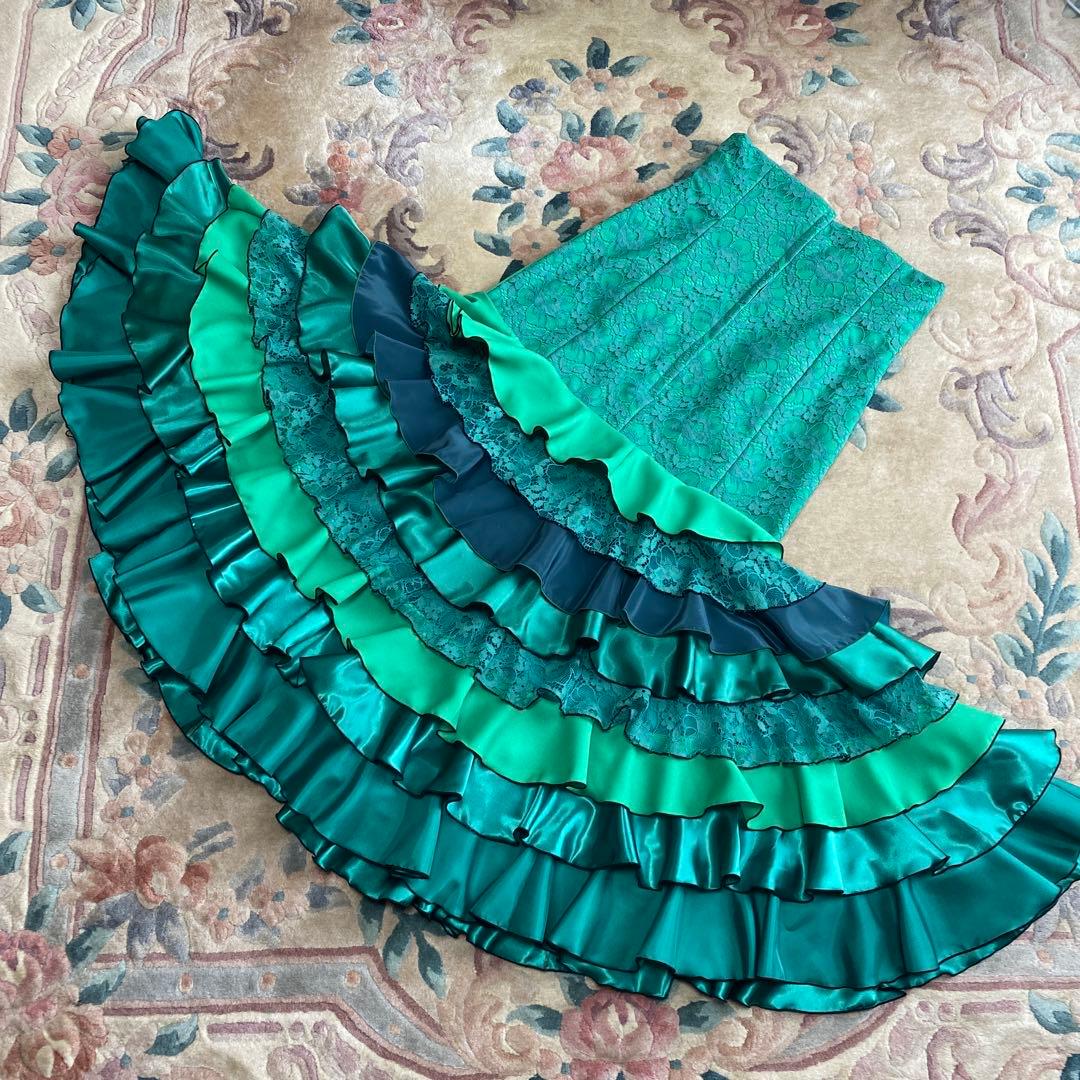 フラメンコ衣装　ハンドメイド　グリーンのファルダ