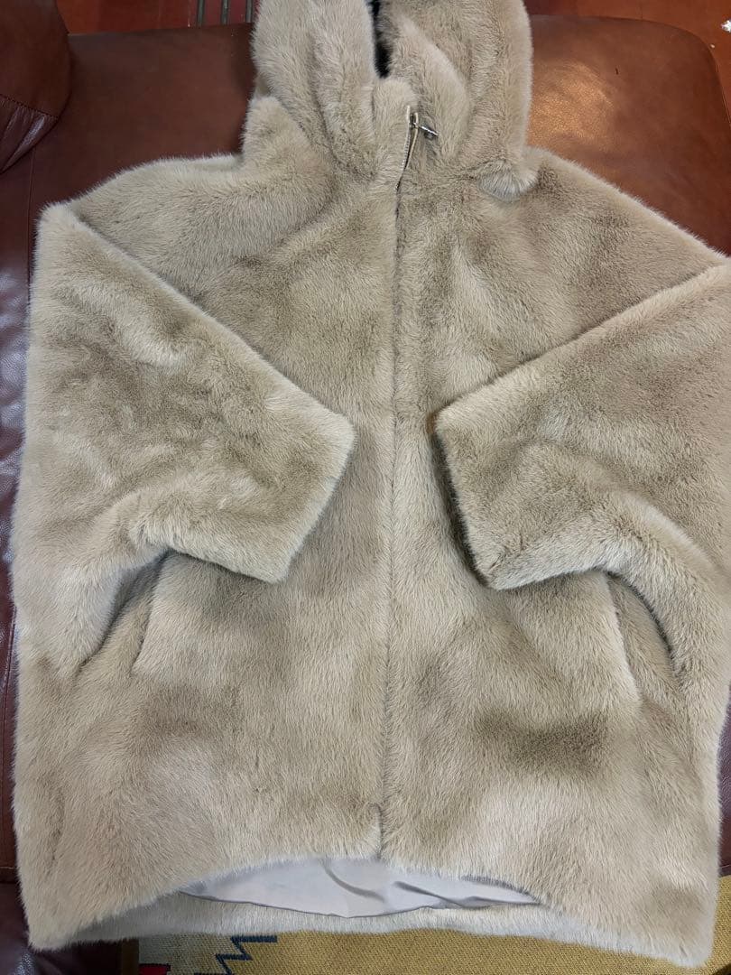 Whim Gazette【THE PAUSE】フェイクファードルマンコート