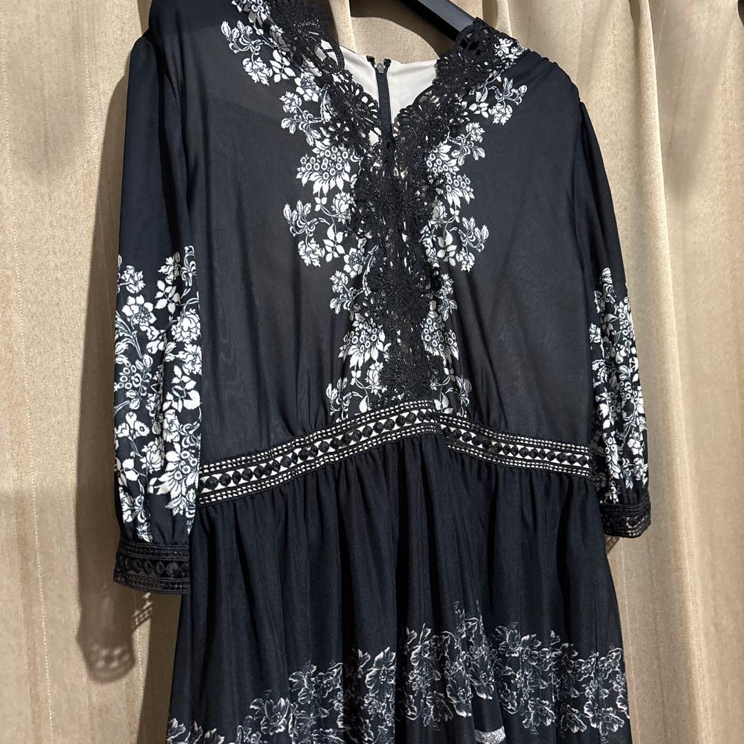 未使用　CHRISCELIN クリスセリーン 花柄プリントワンピース