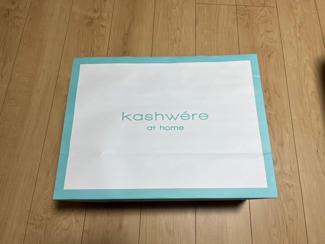 【特別非売品】kashwere × Mercedes-Benzブランケット