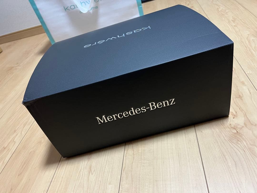 【特別非売品】kashwere × Mercedes-Benzブランケット