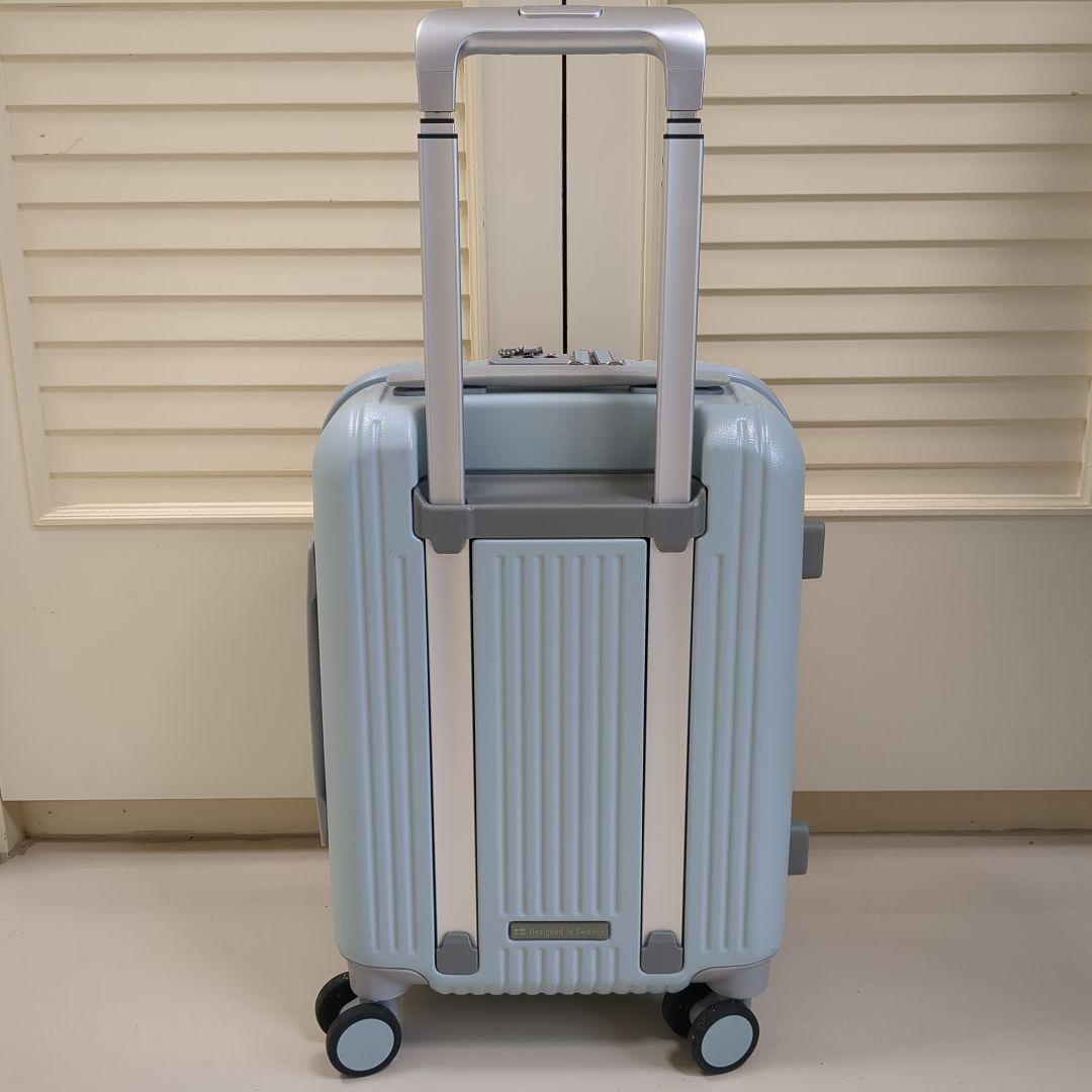 【美品】イノベーター　キャリーケース21L　機内OK　軽量　静音　TASロック