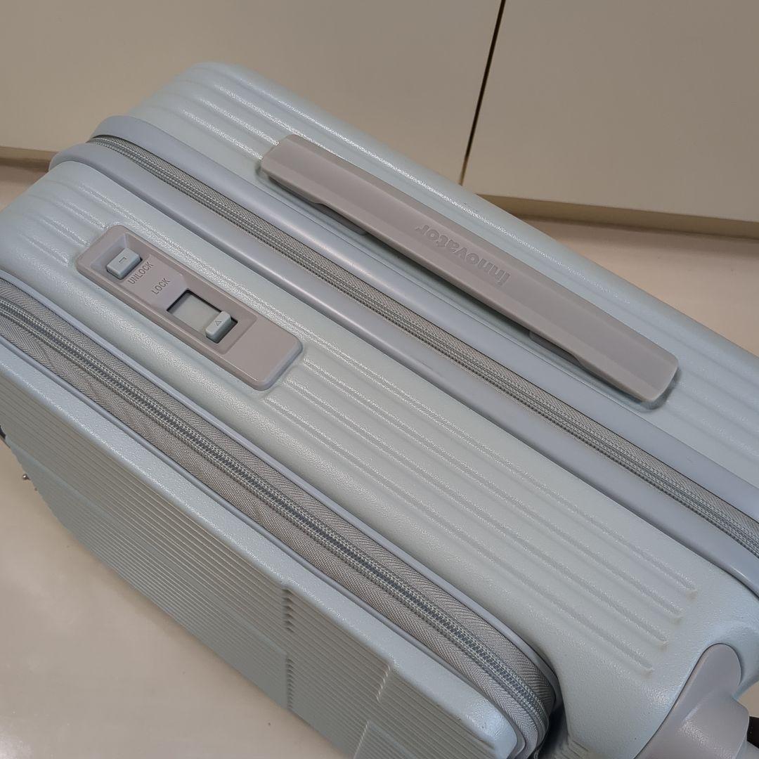 【美品】イノベーター　キャリーケース21L　機内OK　軽量　静音　TASロック
