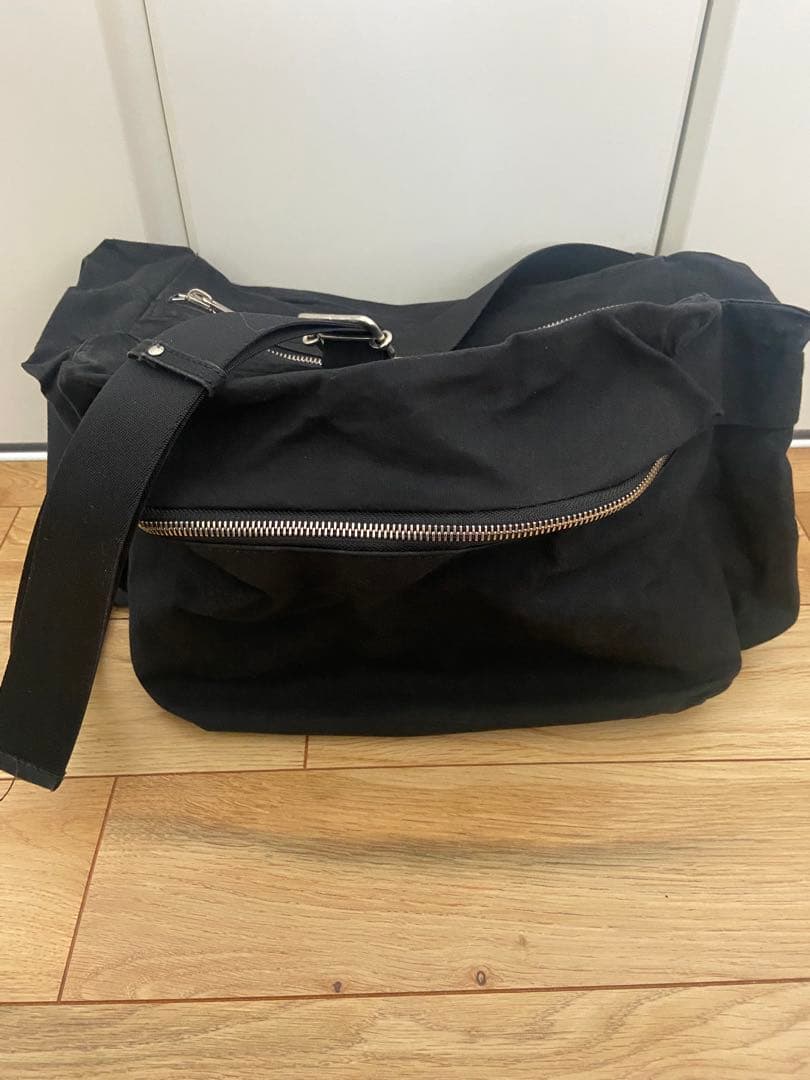 バッグ LAid Back Matte Black Body Bag