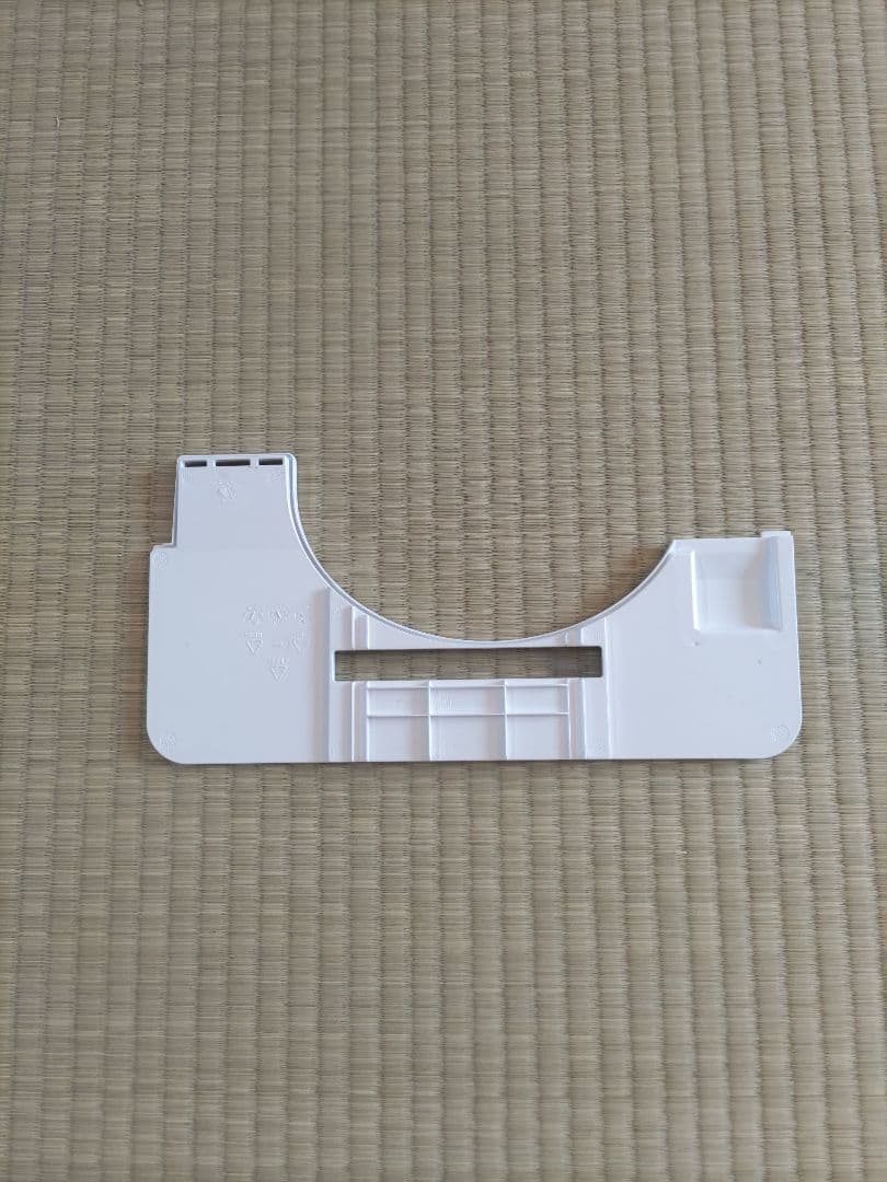 【美品】iOCHOW 除湿機 　衣類乾燥機　キャスター付き　かっこいいデザイン