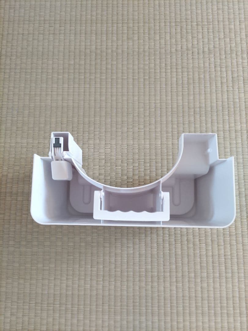 【美品】iOCHOW 除湿機 　衣類乾燥機　キャスター付き　かっこいいデザイン