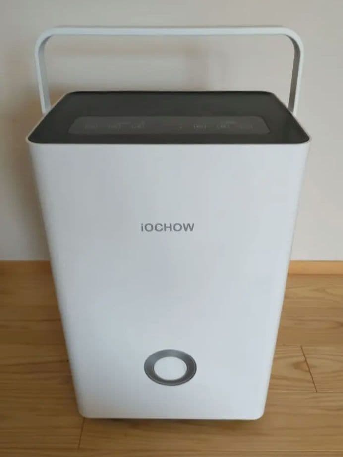 【美品】iOCHOW 除湿機 　衣類乾燥機　キャスター付き　かっこいいデザイン