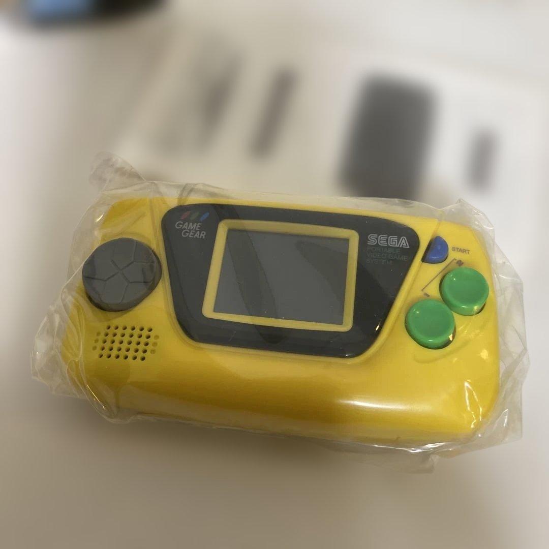 8 ゲームギアミクロ イエロー GAME GEAR micro