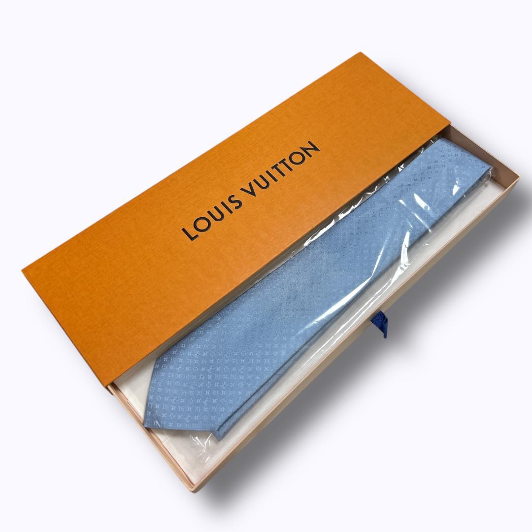 新品　ルイヴィトン モノグラム ネクタイ 水色 箱　総柄　光沢　ビジネス