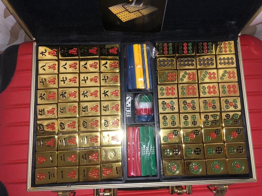 は*お様 金色麻雀牌セット メタリックケース付き