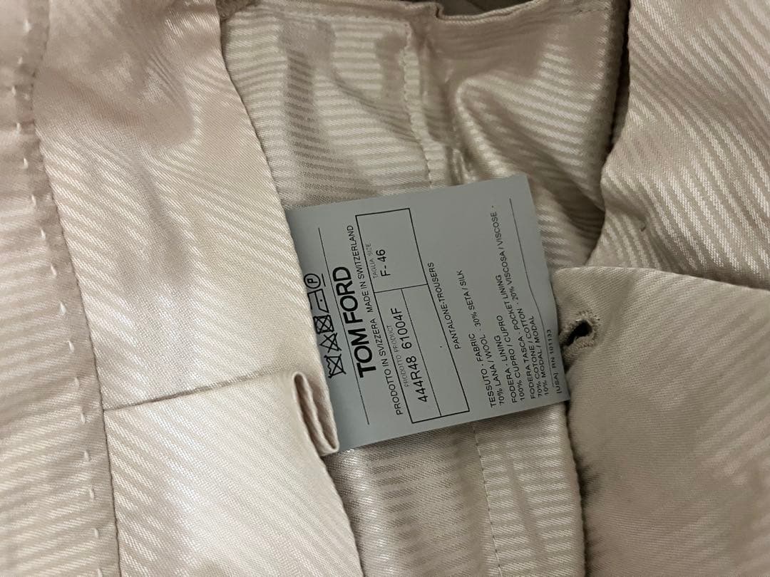 TOM FORD ベージュ スーツ 7-46 R