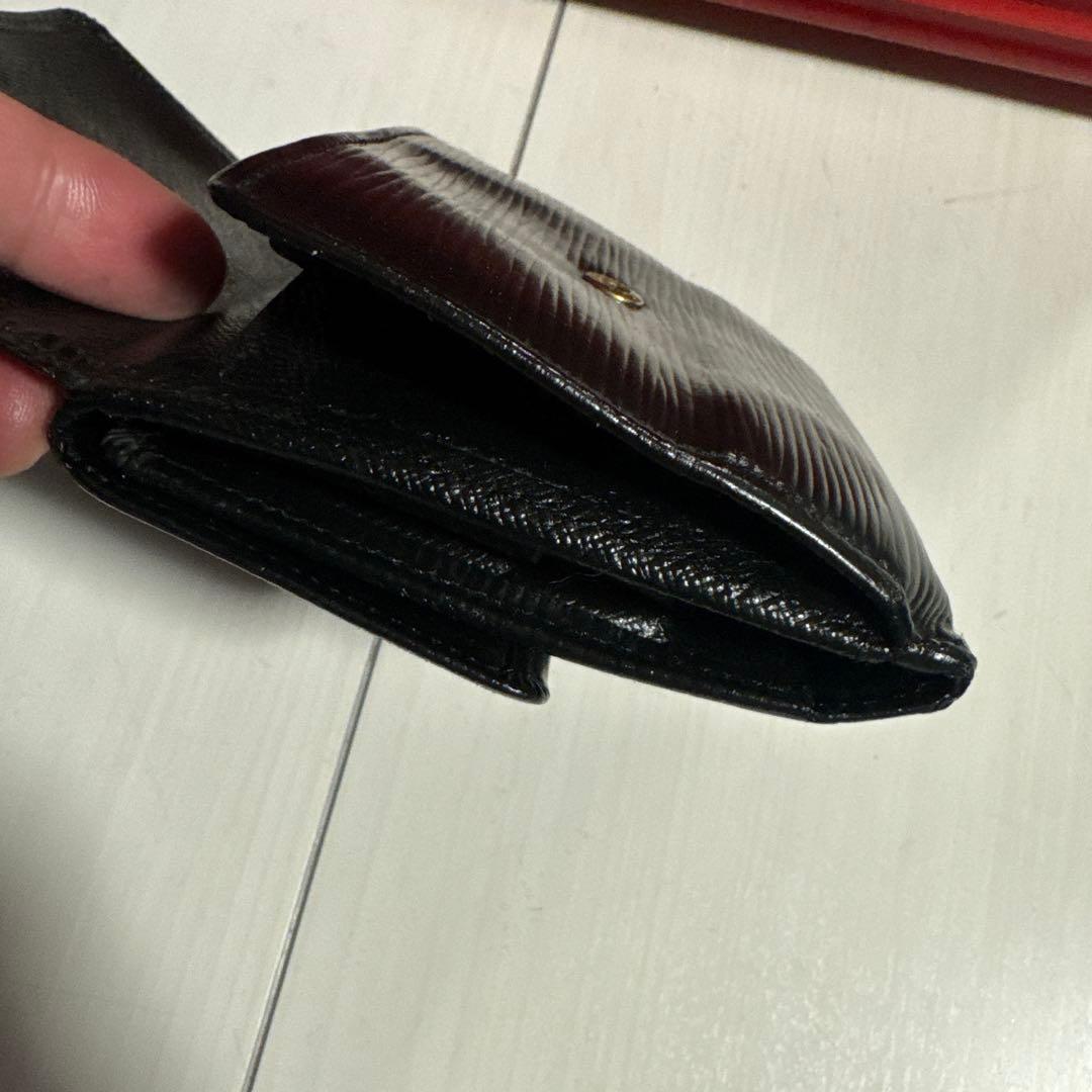 正規品　Louis Vuitton エピレザー 三つ折り財布 ブラック