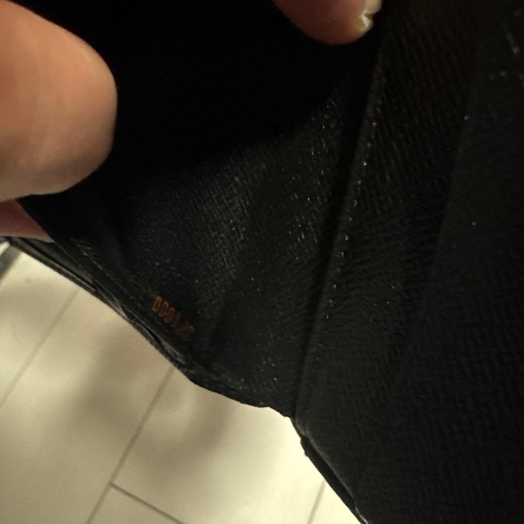 正規品　Louis Vuitton エピレザー 三つ折り財布 ブラック