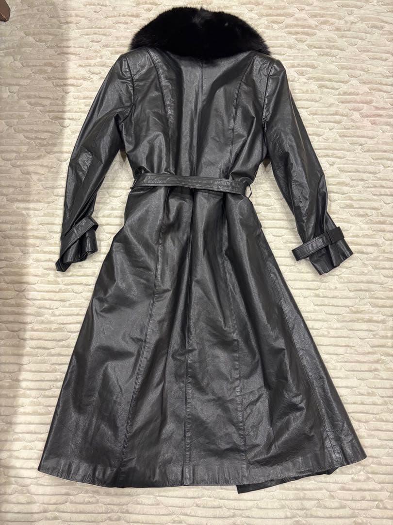 マキシ丈　レザー　トレンチコートブラック　ブルーフォックス