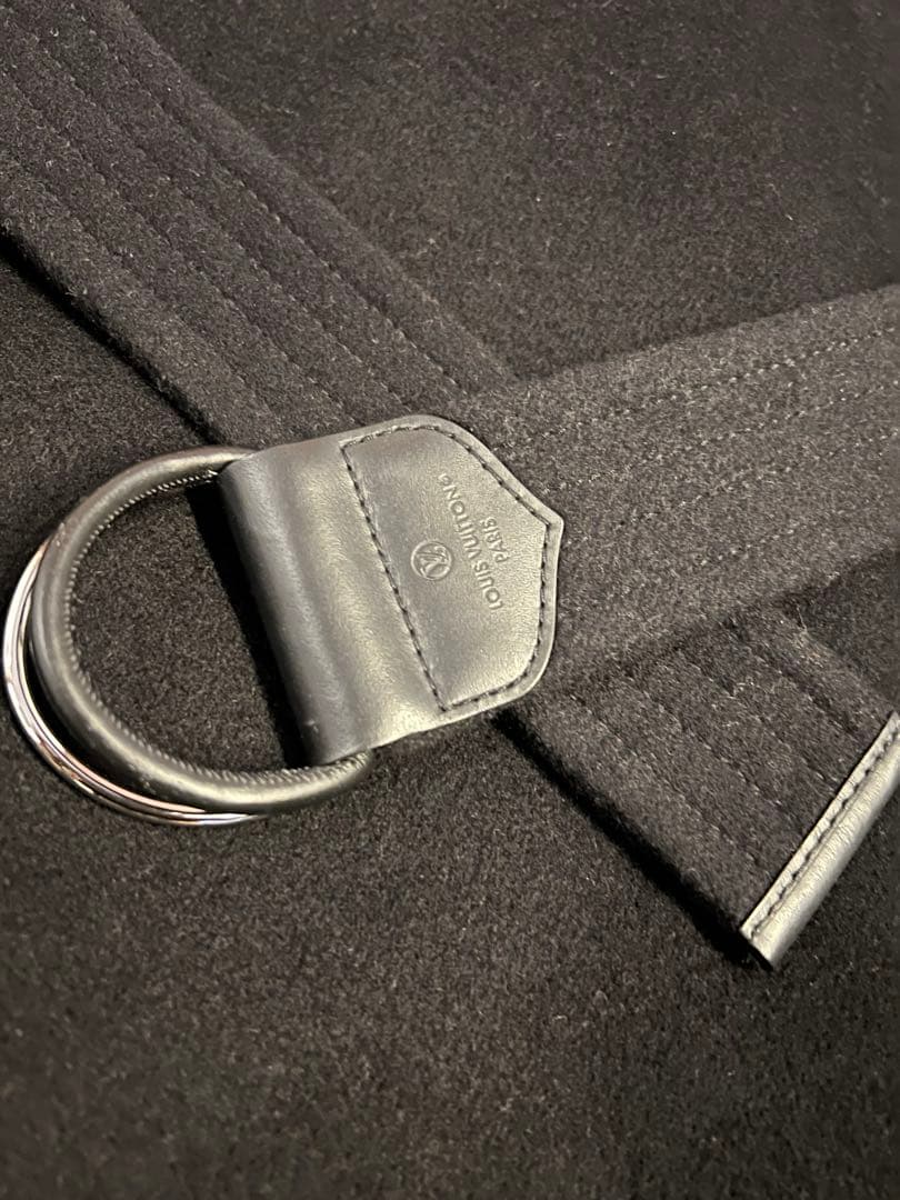 【LOUIS VUITTON】 フーデッドラップコート
