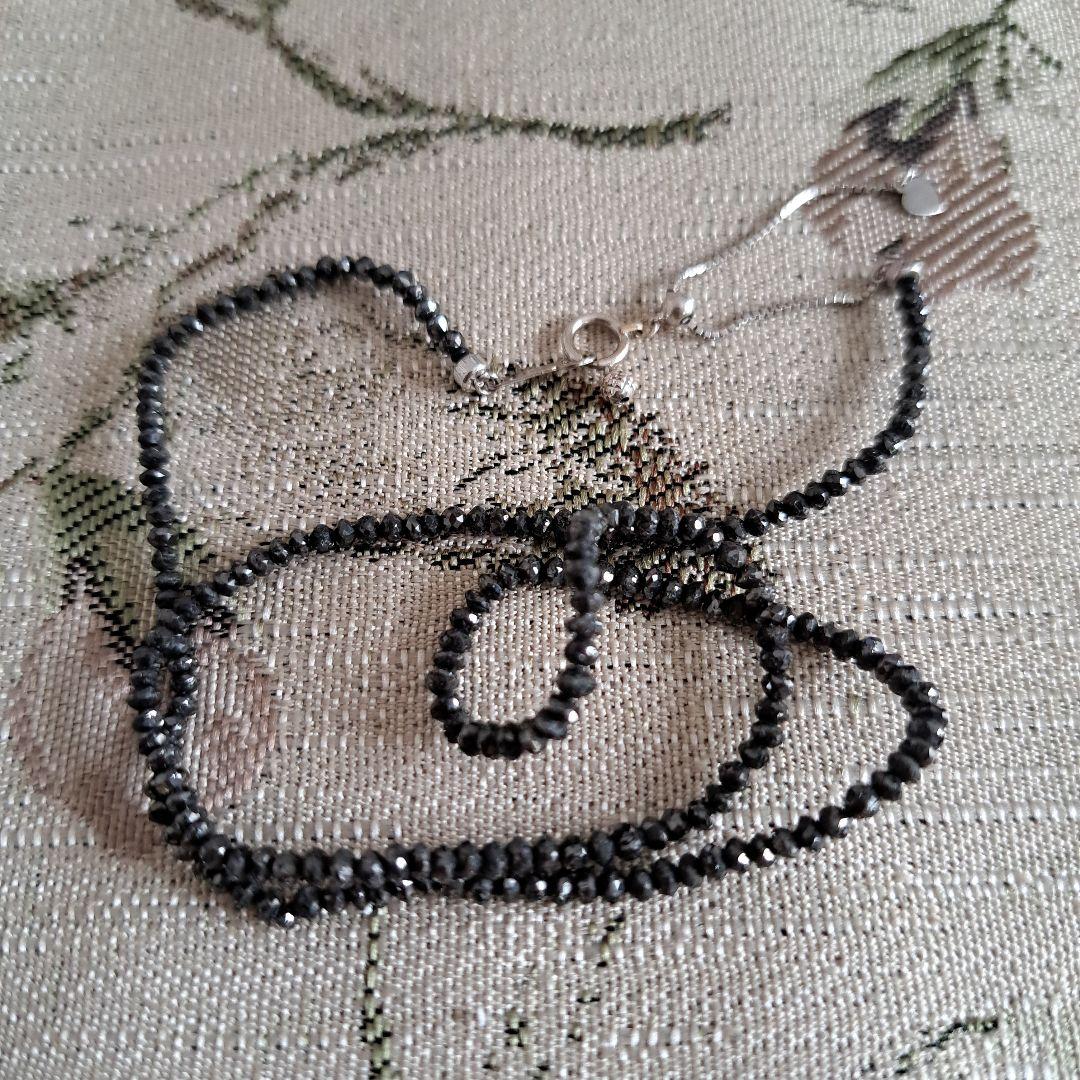 k18wgブラックダイヤネックレス