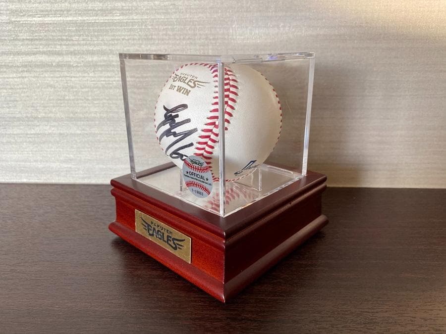 楽天　イーグルス　古川侑利選手　初勝利記念直筆サインボール