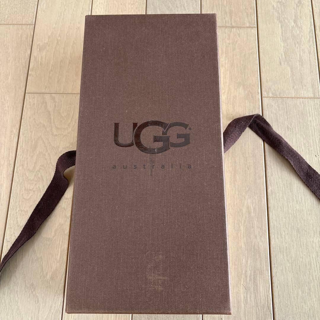 ほぼ未使用UGGレディース手袋