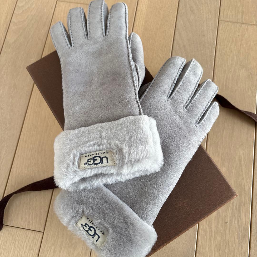 ほぼ未使用UGGレディース手袋