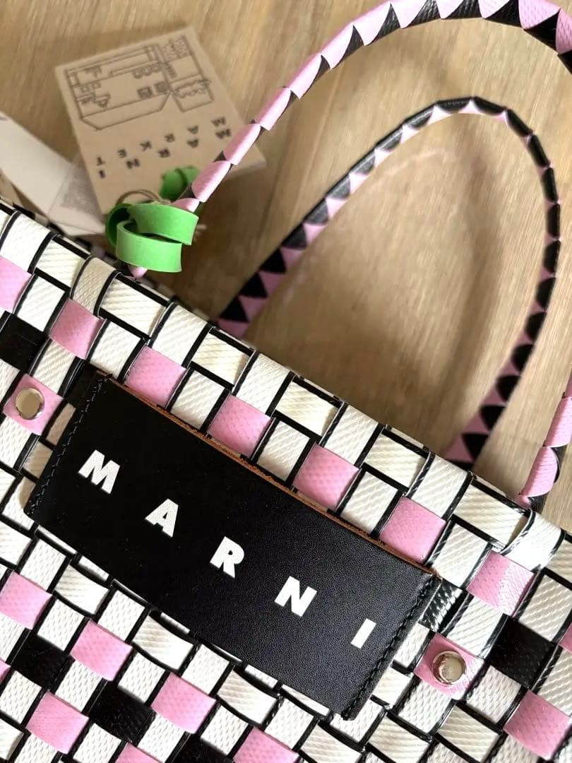 新品未使用★ マルニマーケット★バスケット・リリーホワイト