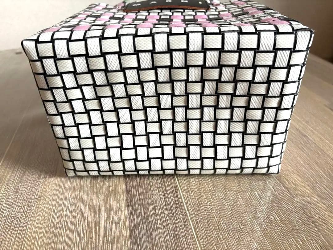 新品未使用★ マルニマーケット★バスケット・リリーホワイト