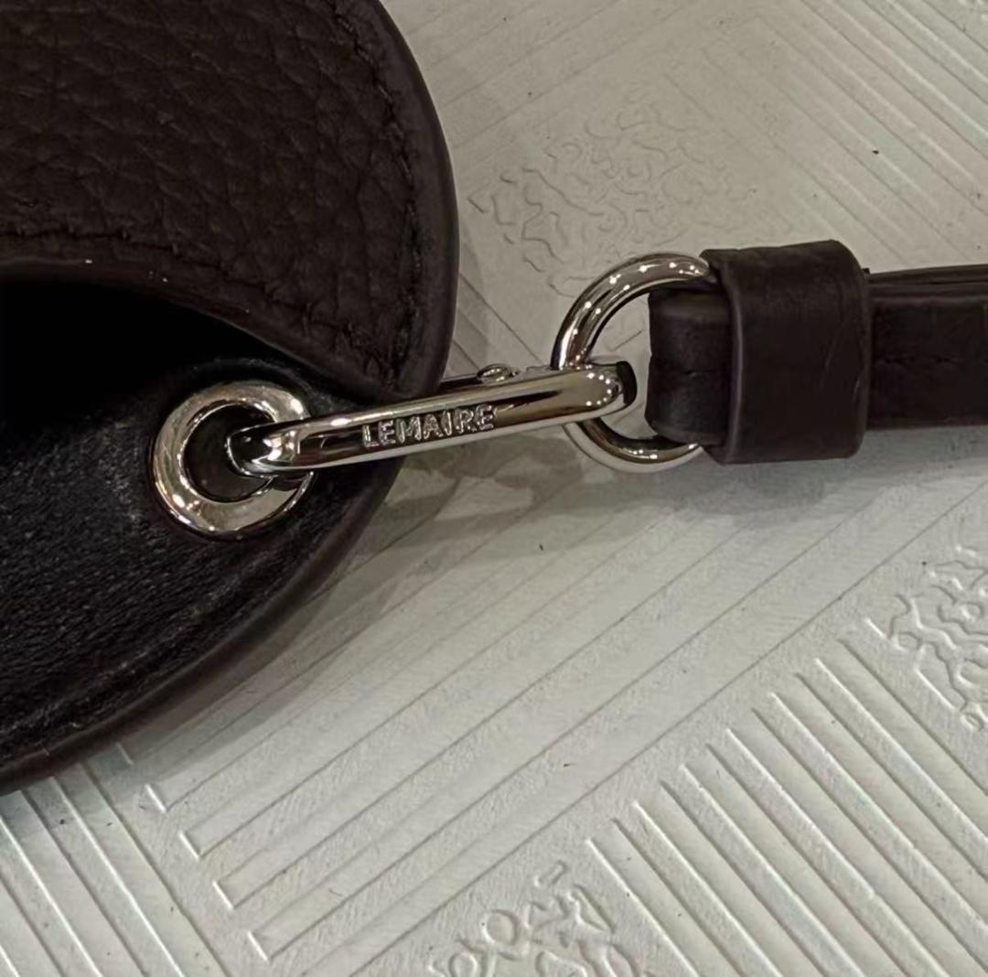 LEMAIRE BELL GLASSES HOLDER ダークチョコレート