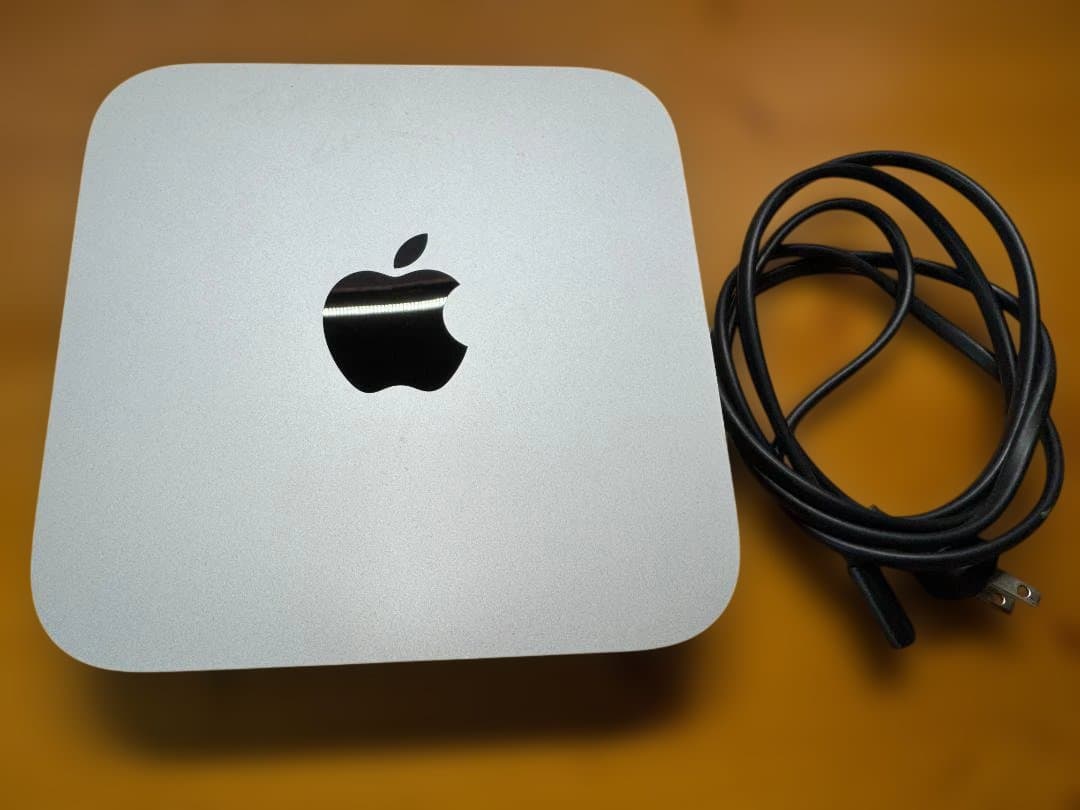 Mac mini M1 / 16GBメモリ / 512GB（中古・美品）