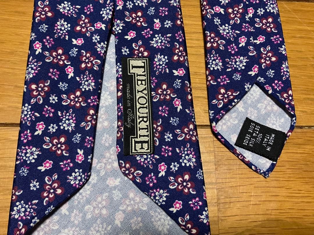 タイユアタイ ネクタイ　セッテピエゲ　花柄　新品未使用　フラワー
