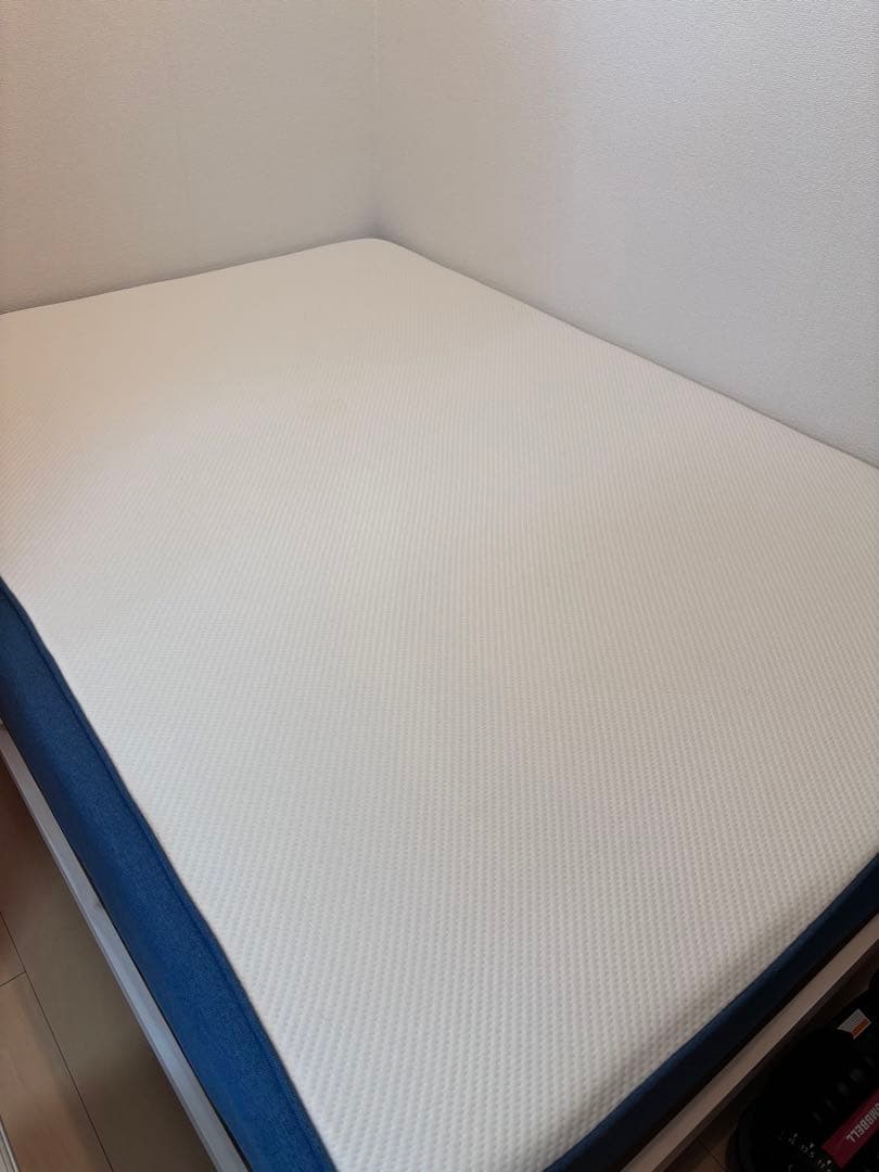 コアラマットレス　ダブル　フレーム付き